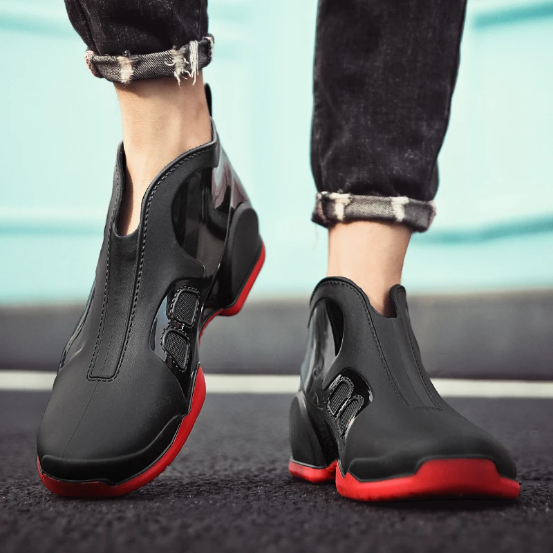 New Men's Short Waterproof Non-Slip Rain Boots, Fashion Casual Lightweight Kitchen Water Shoes Outdoor Anti-slip Fishing Shoes