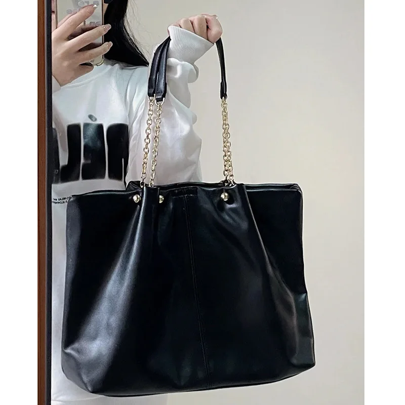 

Large capacity high-end handbag, women's casual versatile lazy style tote bag, niche texture shoulder bag