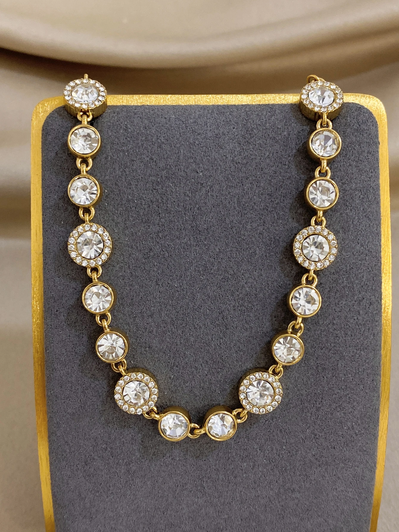 New Stylish 18k Stainless Steel Exquisite Zircon Round Luxury Bracelet Golden Chain Adjustable Versatile High Quality Gift