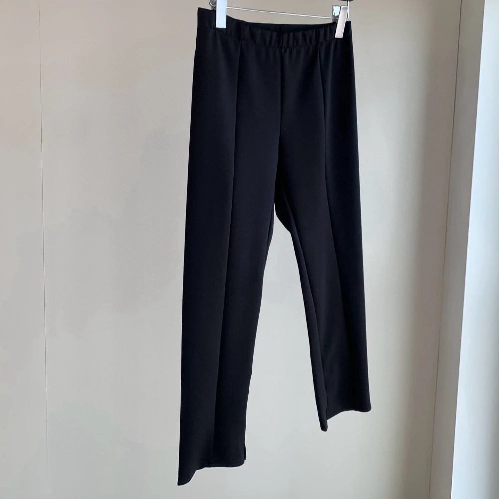 Huge Stretch Black Skinny Pants