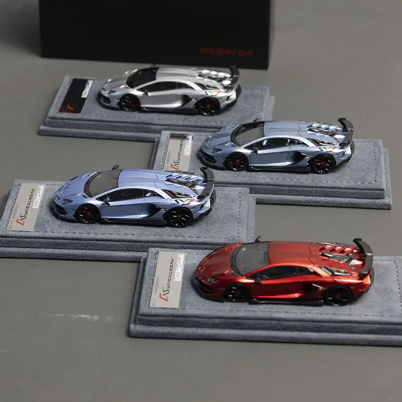 Grade Pro 1:64 Lamborghini Aventador SVJ LP770-4 Modellauto aus Kunstharz, ein Geschenk für Freunde, ein Sammlerstück für Erwachsene.