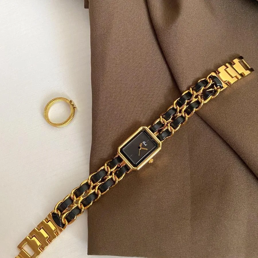 

Sugar cube bracelet watch, women's leather cord braided fashion, simple and exquisite quartz watch, women's gift.