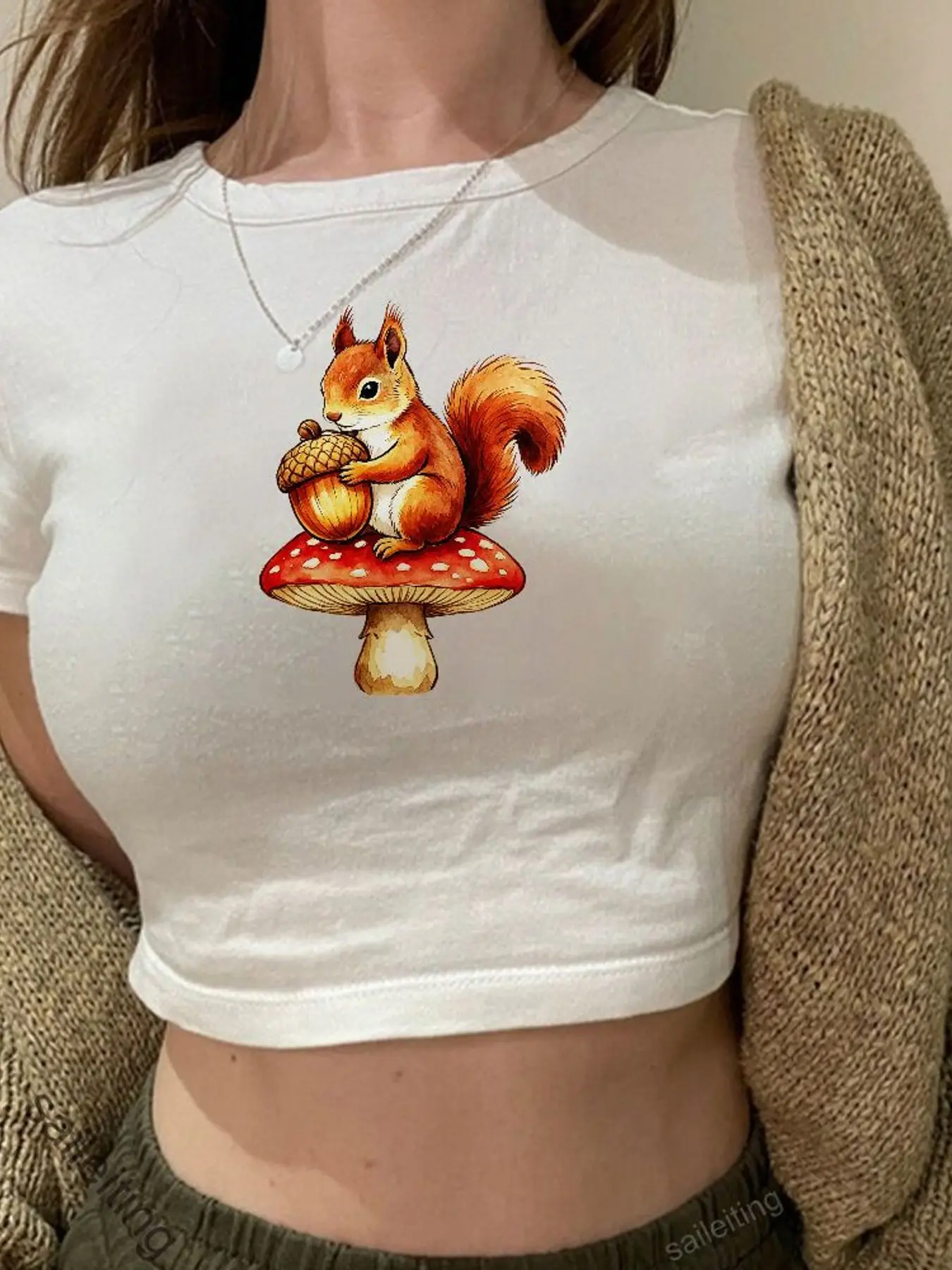 Cute Red Squirrel on Mushroom Crop Top Women Short Sleeve Graphic Tee Fantasy Streetwear Harajuku Style Casual T-Shirt