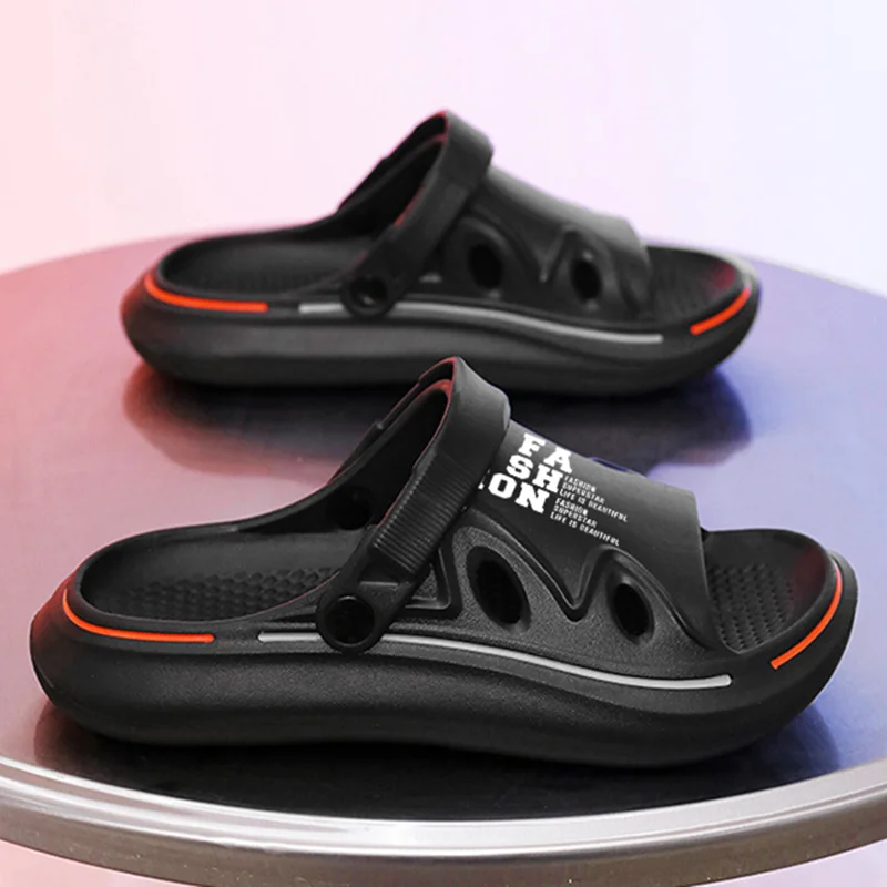 Zapatillas de moda para hombre, sandalias suaves de EVA, zapatos informales para exteriores, toboganes de playa, novedad de verano, 2024