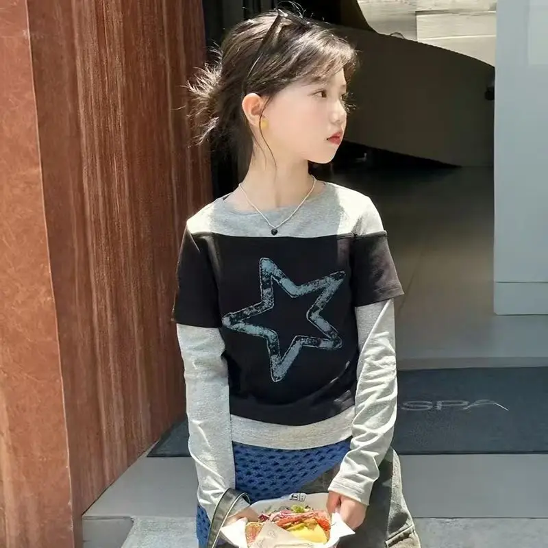 

Girl's Fake Two-piece Base Shirt for Spring and Autumn 2025 New Children's Casual Top Korean Children's Long Sleeved T-shirt