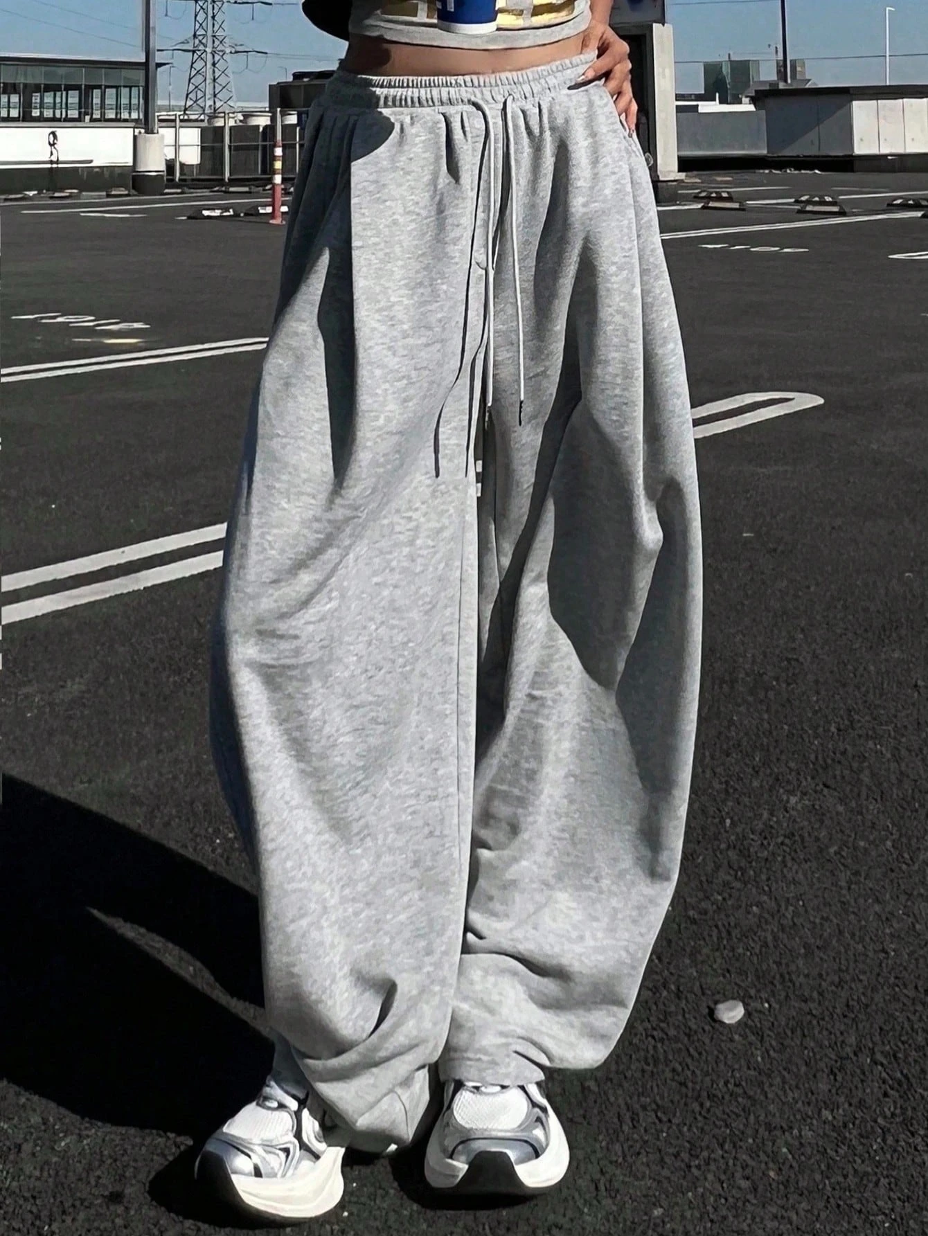 سراويل رياضية كاجوال نسائية عالية الخصر/طويلة فضفاضة مستقيمة سراويل الركض النسائية أزياء الشارع الشهير مقاس كبير