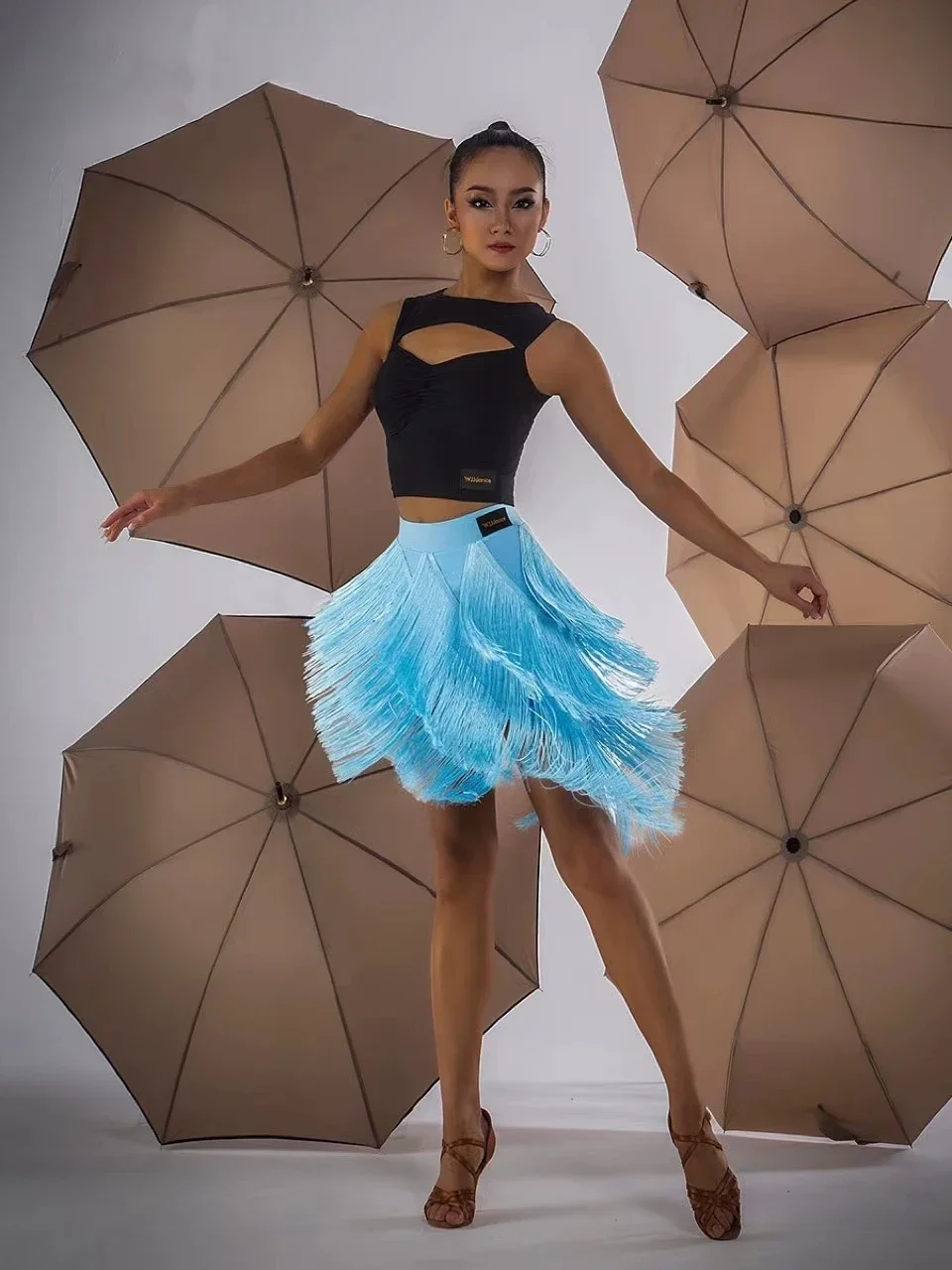 

Latin Dance Skirt Sexy Women Chacha Samba Tango Layers Tassels Fringes Dresses Competition Performamnce Salsa Lady Latin Costume