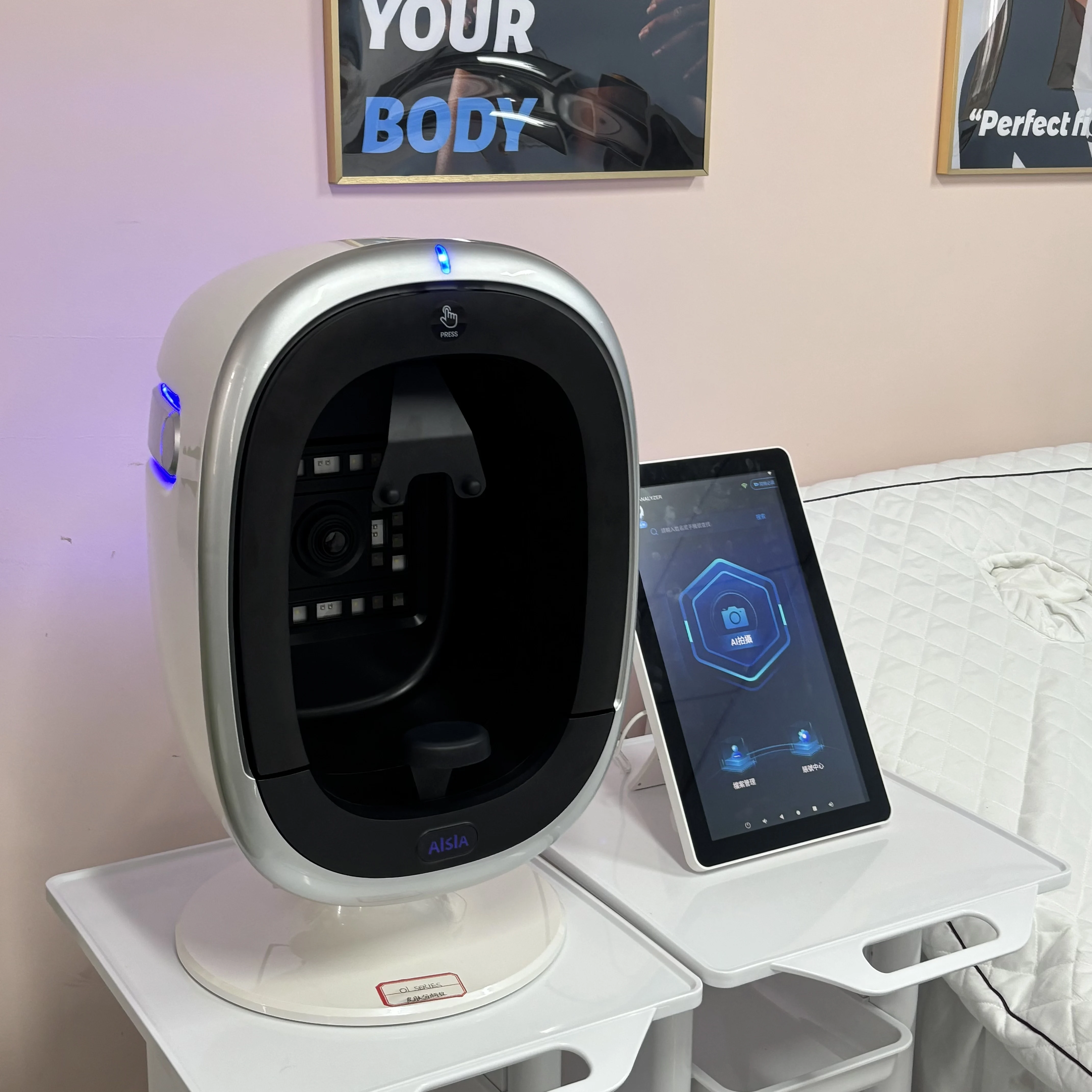 Detektor stanu skóry 3D Inteligentna analiza głębokiego skaningu twarzy Cyfrowy analizator skóry Przenośny analizator do badania skóry