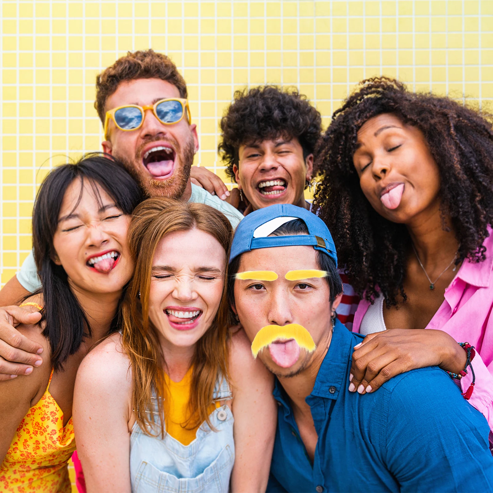 Рисунок 3 - 2 комплекта, имитация искусственной бороды