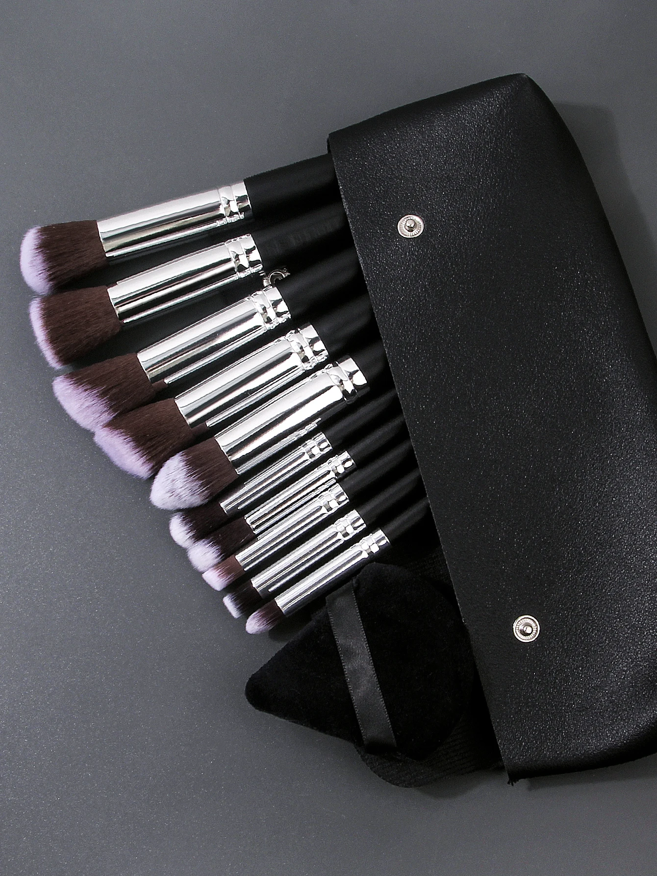 13개 고품질 메이크업 브러쉬 세트, 다목적 페이셜 메이크업 브러쉬 + 부채꼴 파우더 퍼프 + 휴대용 보관 가방