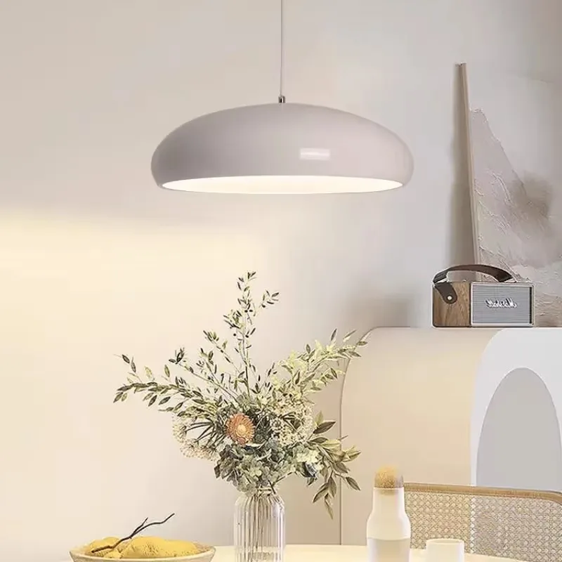 Nordic LED Pendant Light Black White Red Round Hanging Luminaire Living Room Dining Room Caffee Home Lighting Decor Chandeliers