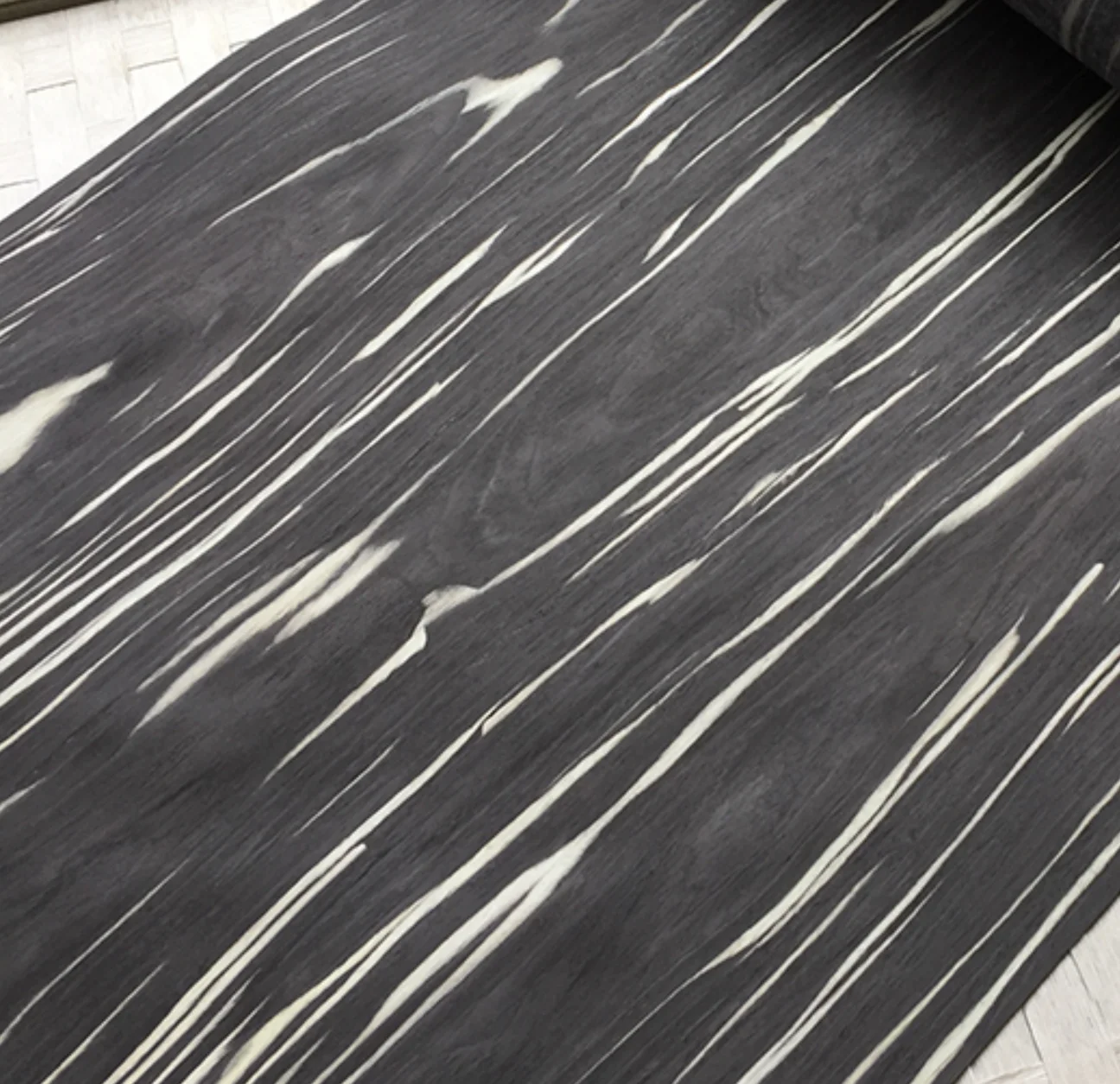 L:2.5meters Width:580mm T:0.2mm Black Butterfly TechWood Veneer Sheets Furniture Refinishing Cabinet Wooden Door Veneering