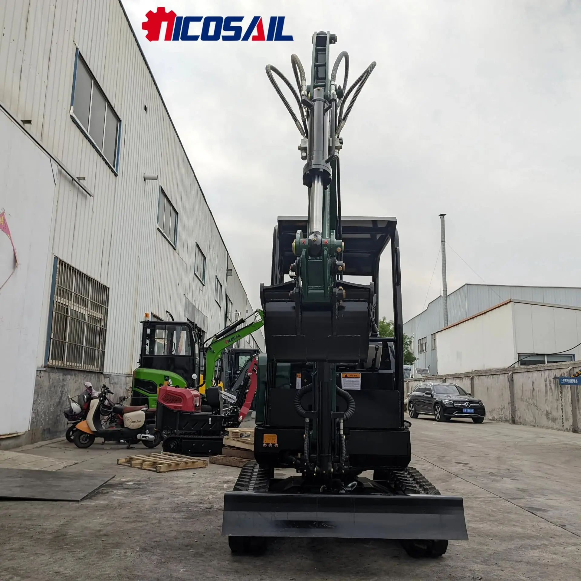 

High Performance Micro Excavator Customized Product Operator with EPA Engine for Homework