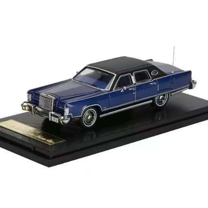 New In Stock 1:64 Sun Star 1979 Lincoln Continental City Simulation Alloy Miniature Die-Cast Car Model Children'S Christmas Gift