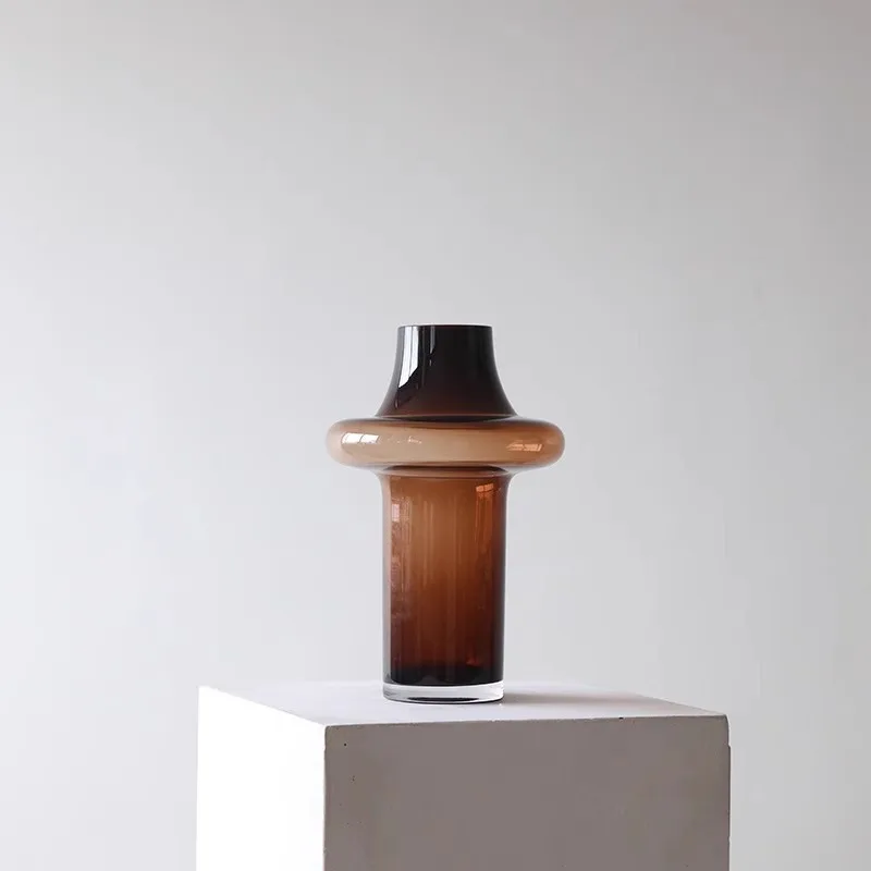 Modern Coffee Colored Vase, High-end Living Room Desktop Glass Floral Ware, Light Luxury Accessory