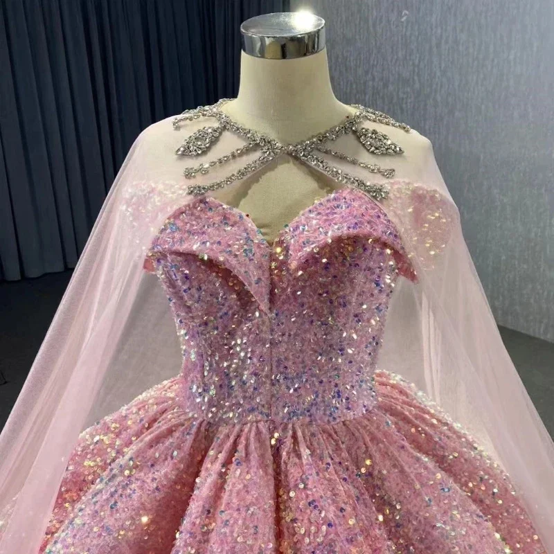 Vestido para quinceañeras con hombros descubiertos, color rosa brillante, con capa, Popular, personalizado, cuentas De lentejuelas, Vestidos De graduación, vestido De baile