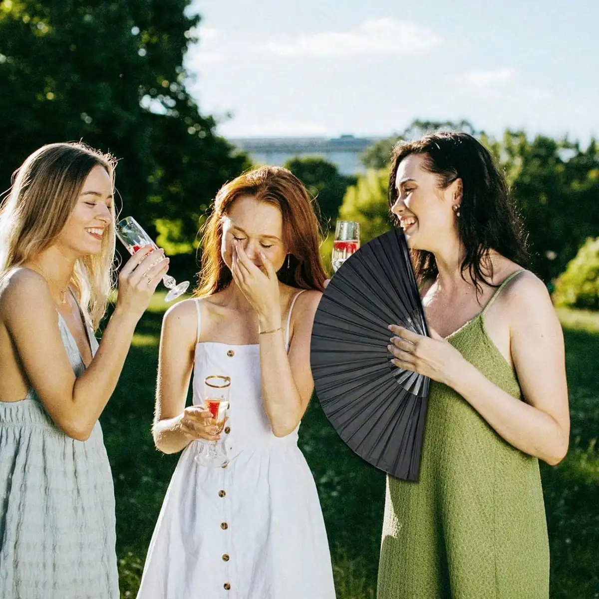 Black Bamboo Folding Fan, Strong Toughness, Not Easy To Break,Suitable For Cooling In Summer, Gifts For Family And Friends