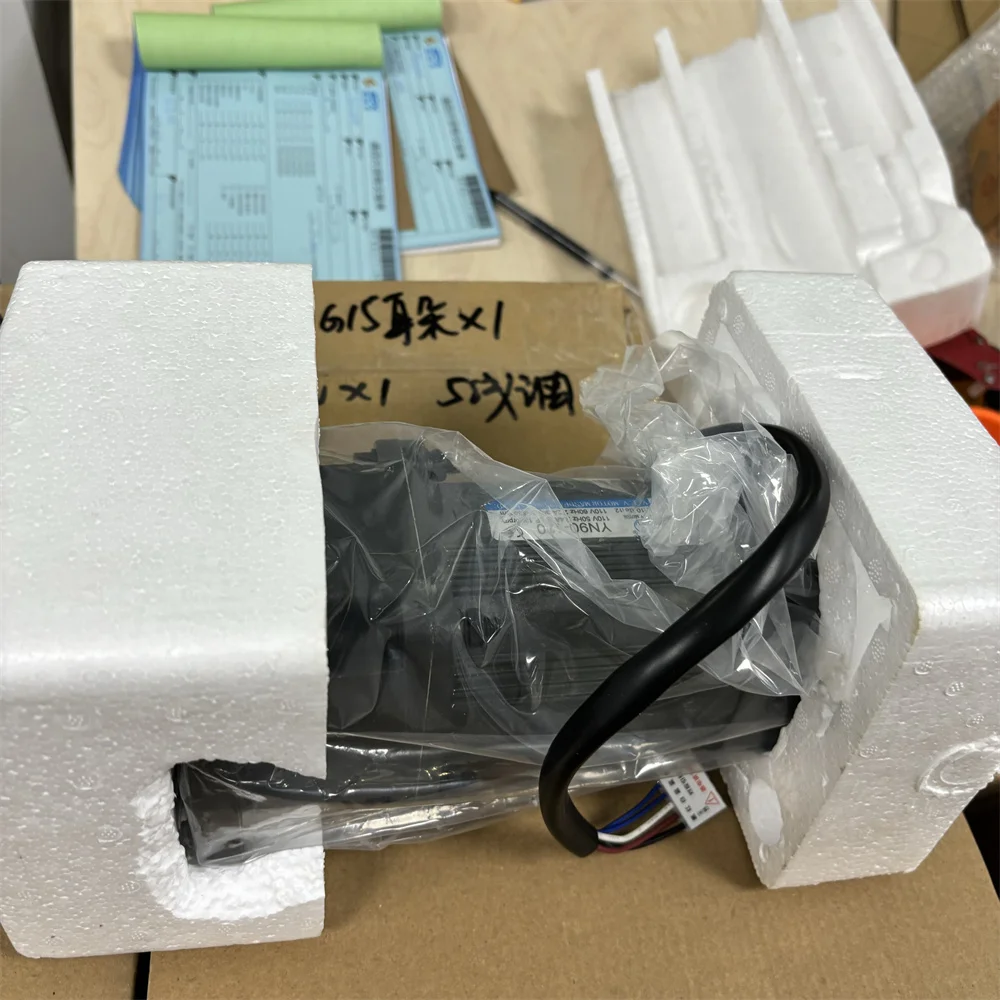 Motor de engrenagem CA de 90 mm Motor alinhado de velocidade ajustável 110V 120W YN90-120 90JB90G15 com orelhas