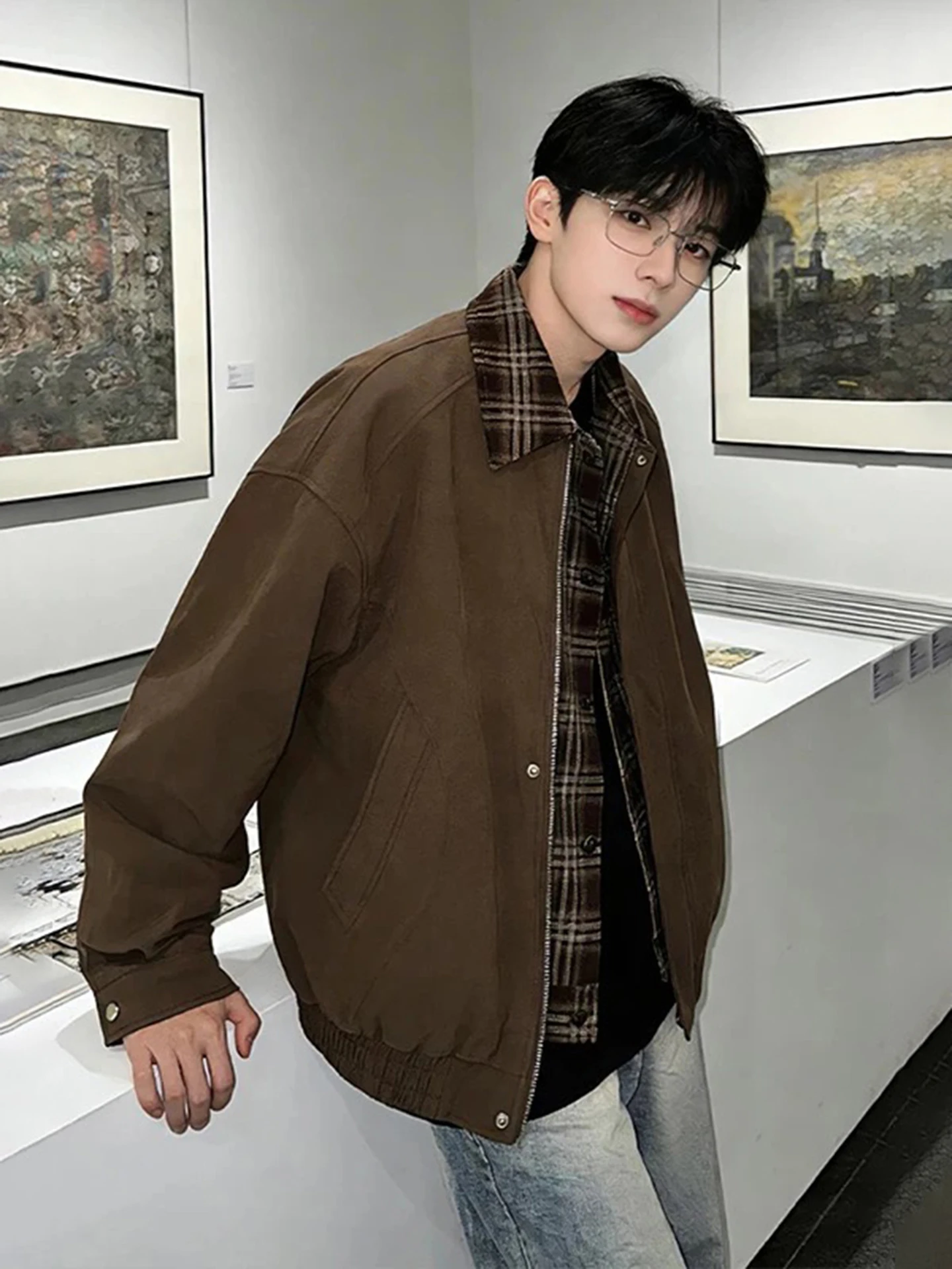 

Мужская весенняя куртка в американском стиле с клетчатыми вставками, имитация двухслойной пилотской куртки, бейсбольный стиль, длинный рукав, на молнии