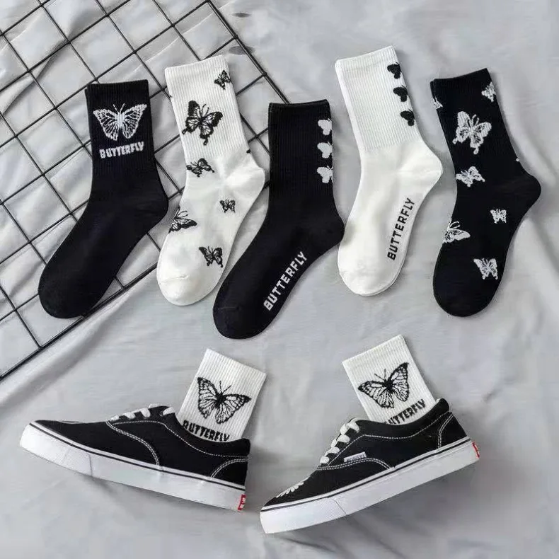 New High Quality Butterfly Short Sox Women Light Bright Crew Streetwear Harajuku Skateboard Hip Hop Black Socks