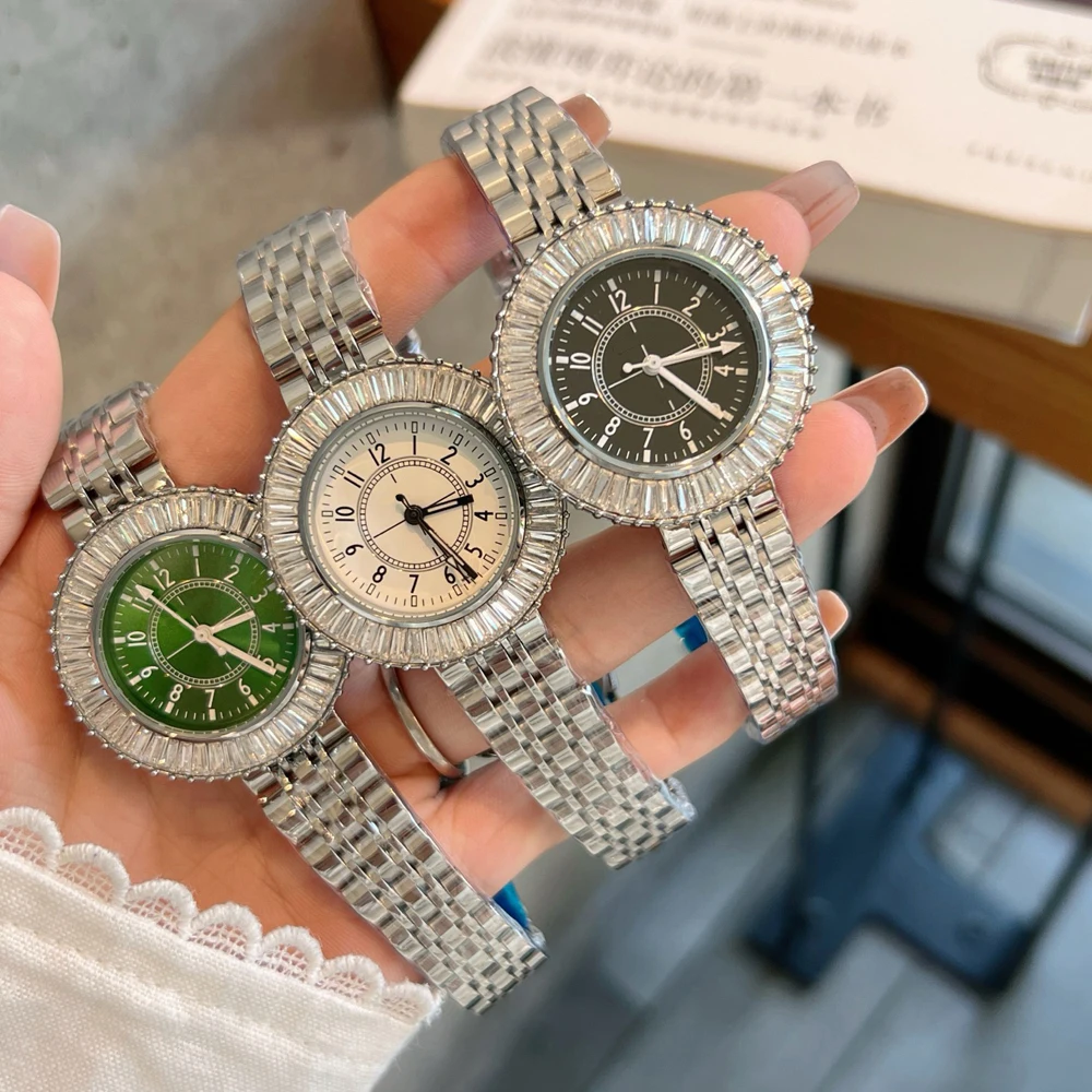 ファッションブランド腕時計女性ガールレディースかわいい宝石クリスタルスタイルダイヤルスチールメタルバンドクォーツ高級時計 CH132