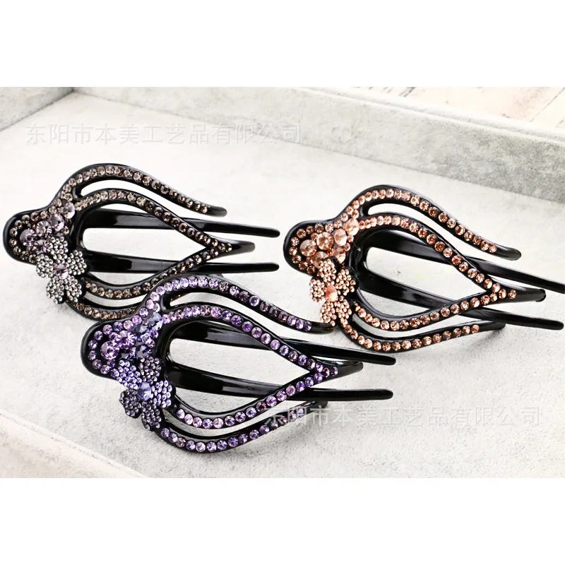مشبك شعر كبير بثلاثة أسنان على شكل منقار البط مرصع بالراينستون للجزء الخلفي من الرأس، متعدد الاستخدامات