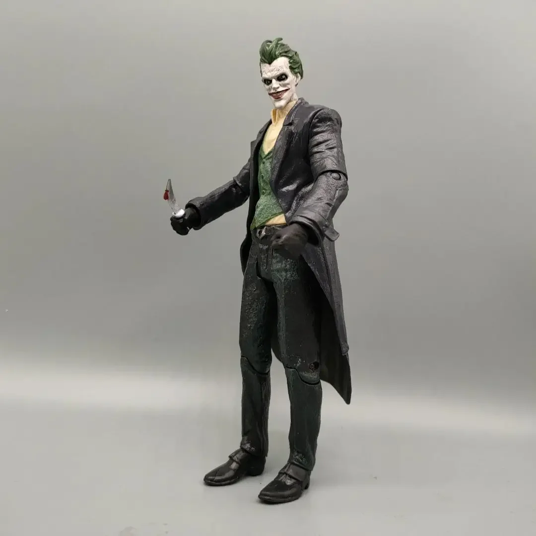 DCC Collectibles Joke-Man with Knife Ark-ham Origins 7" Loose Action Figure - view 3