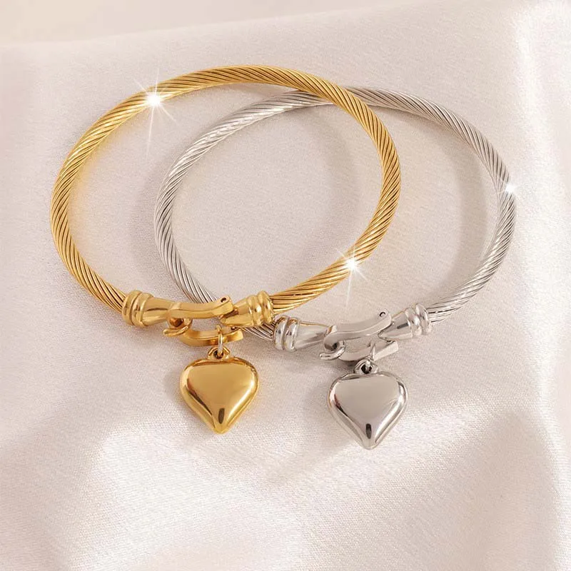 Stainless Steel Gold Color Heart Pendant Bracelets For Women Men Simple Metal Buckle Charm Bangle Bracelets Waterproof Jewelry