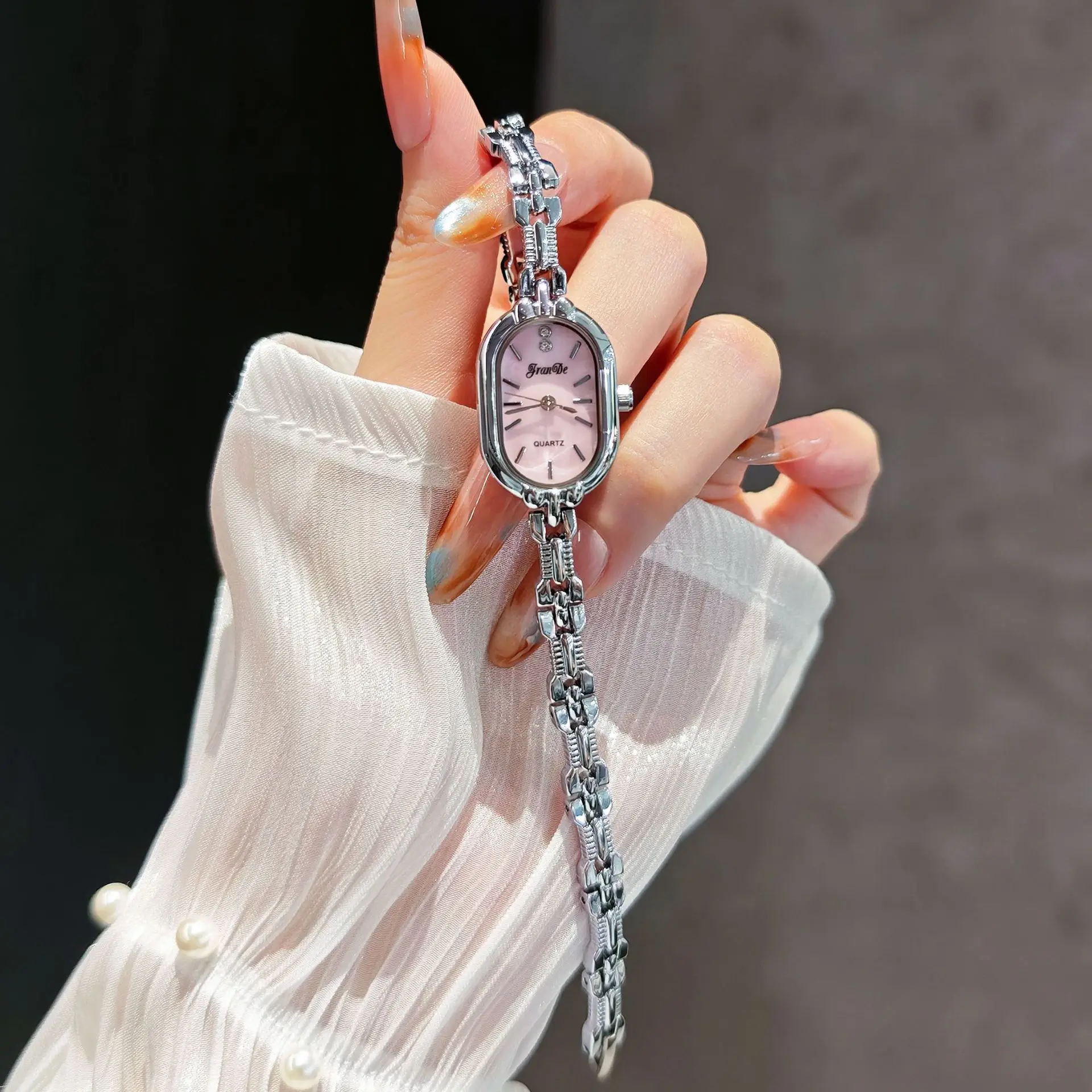 New Stylish And Luxurious Women'S Watches Trendy Women'S Watches, Elegant Ladies' Wristwatches, Unique Watches, Women'S Jewelry.