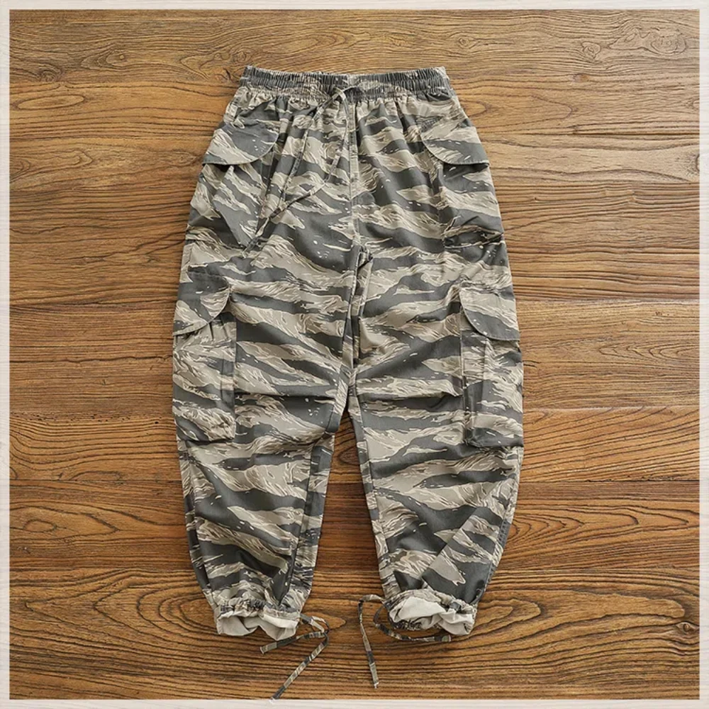 Desert tiger print fixed weave camouflage pocket overalls men\'s retro military style can be bunched casual outdoor training pant