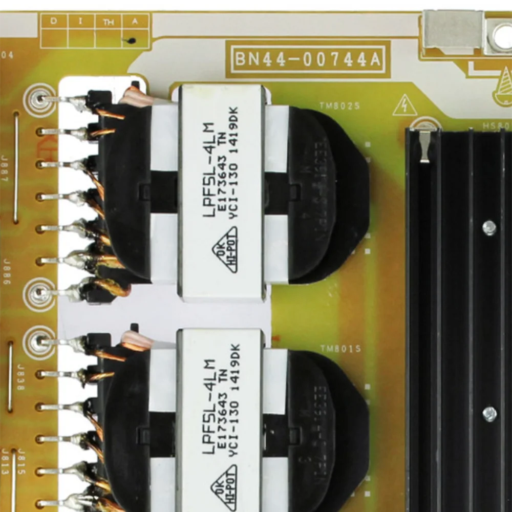 UN65HU9000FXZA UA65HU9800J UE65HU8500T UE65HU8580Q UE55HU8500Z UA55HU9000WXXY is for Power Supply Board L65C4L_ESM BN44-00744A