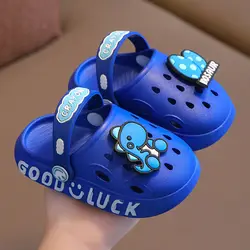 Kawaii dinozaur kapcie dziecko niebieskie płaskie buty z podeszwą drewniaki dla dzieci letnie klapki chłopcy dziewczęta muły pokój w stylu kreskówki pantofel różowy