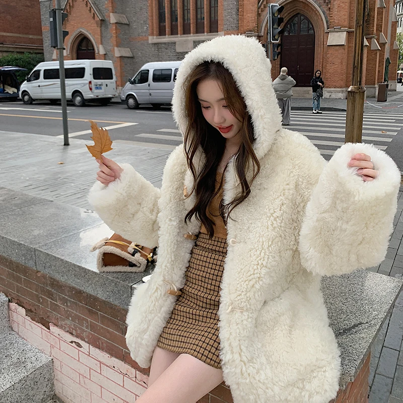 Hooded Horn Button Coat Women's SolidColor Thickened Warm Windproof Fur Integrated Mid-Length Winter Fashion All-Matching Casual