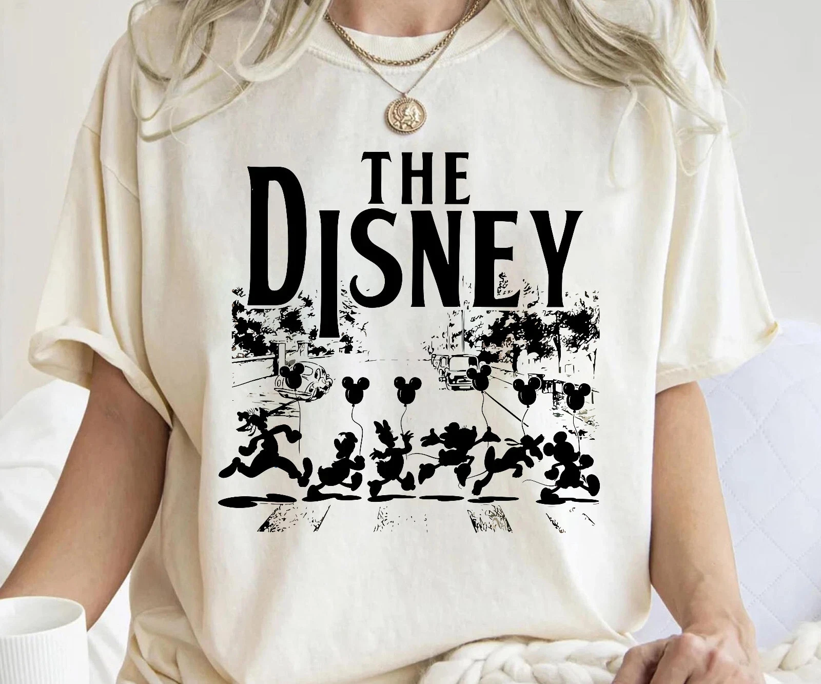 

Винтажная футболка с Микки и друзьями Disney Journey Abbey Road для мужчин и женщин. Повседневная и модная хлопковая всесезонная база.