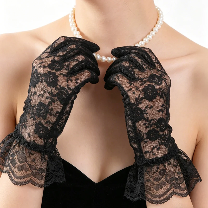 Half-Finger Lace Sunscreen Gloves for Women, Summer Sexy Mesh Non-Slip Driving Thin Elegant Gloves for Spring and Autumn