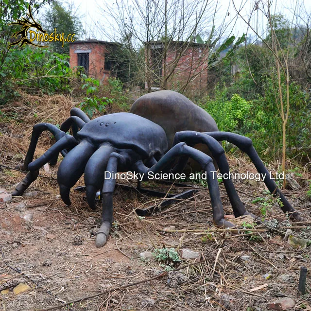 ATV&UTVLife Size Animatronic Vivid Simulation Tarantula Insects in Theme Park or Outdoor Playground DINOSKY