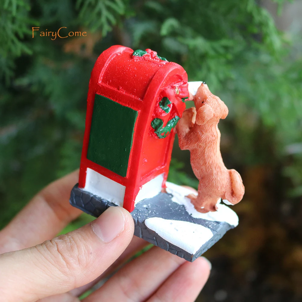 Christmas Miniature Mailbox Postbox Resin Ornaments with Puppy for Christmas Village Street Decoration Fairy Garden Accessories