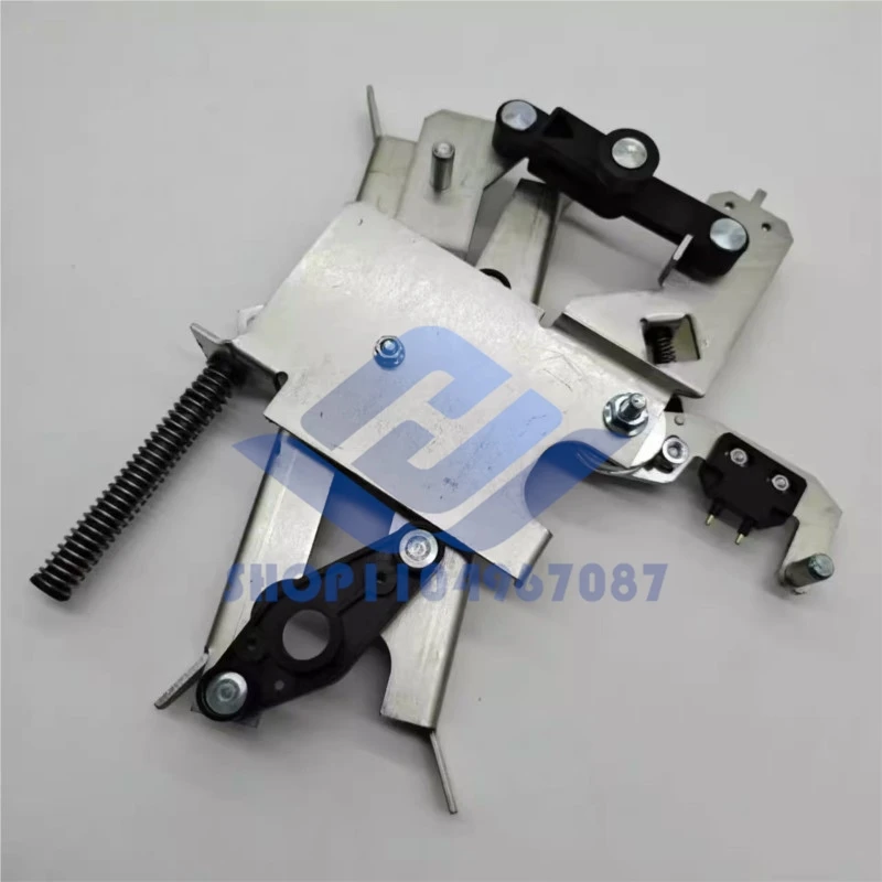 9006500G13 Elevator Car Door Lock Door Knife Elevator Parts