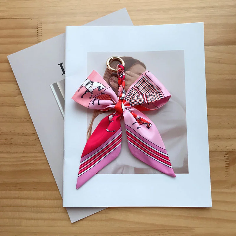 Handgewebte Seidenschal-Schlüsselanhänger, bunte Schleifen-Taschenanhänger, dekorative, niedliche Band-Schlüsselanhänger-Accessoires, Geschenk für Freunde