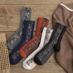 Calzini da donna calzini a tubo medio con ricamo floreale in puro cotone Retro 2023 Trend stile etnico primavera estate spedizione gratuita Ventilat