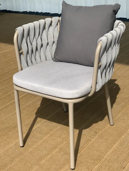 #Modern Outdoor Rope Chair with Aluminum Alloy Frame for Dining Hotels Parks Courtyards Wood Panel Style Outdoor Furniture