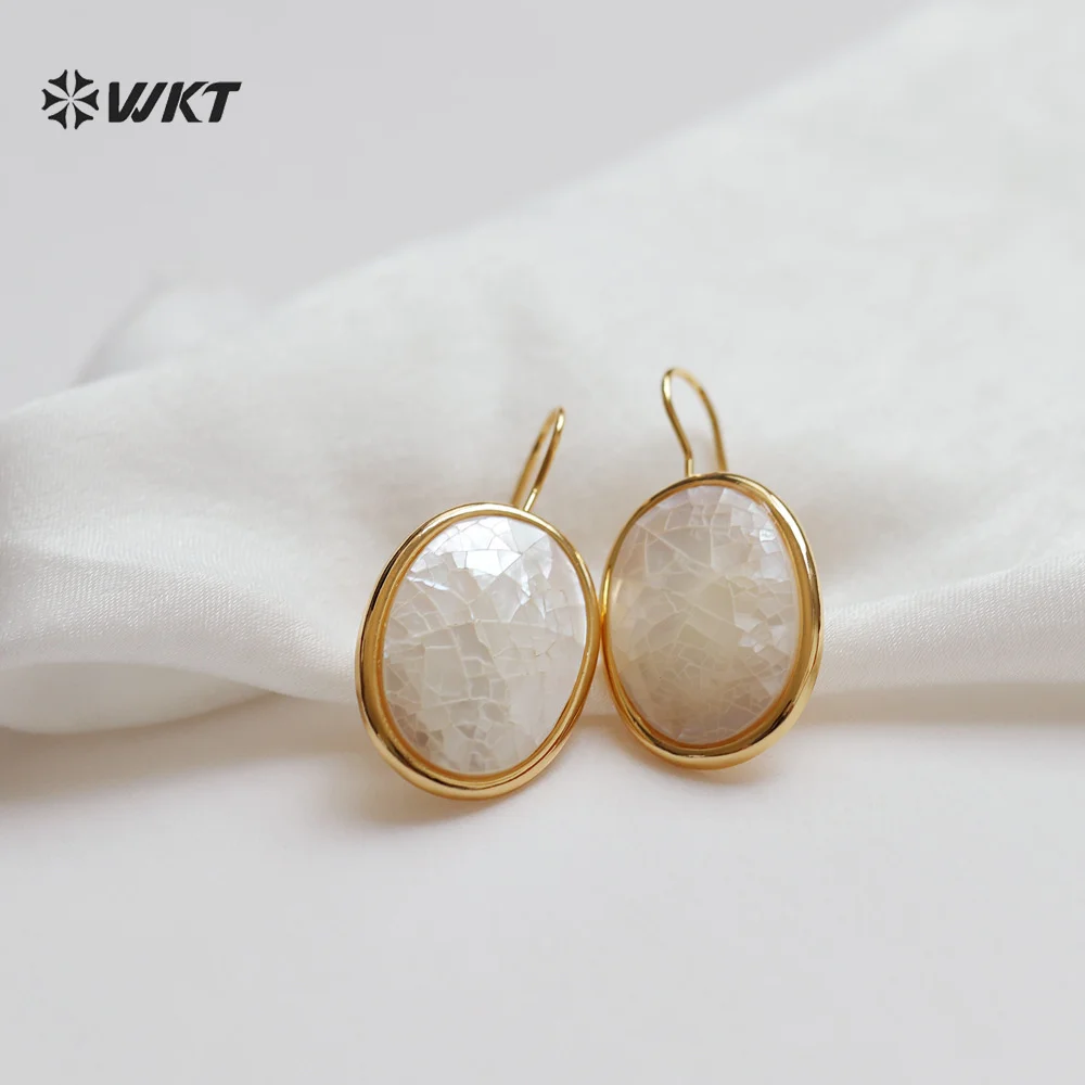 WT-MPE186 Brincos Clássicos Simples de Alta Qualidade Banhados a Ouro 18K com Concha Mabe Oval Rachada para Mulheres, Acessório para Uso Diário