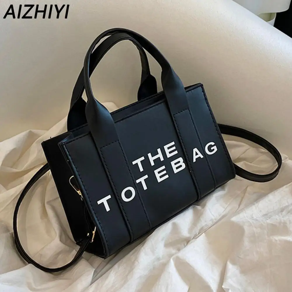 Luxury Small Tote Bags for Women Shoulder Bag PU Leather Designer Chic Handbag and Purse for Women Clutch Fashion Messenger Bags