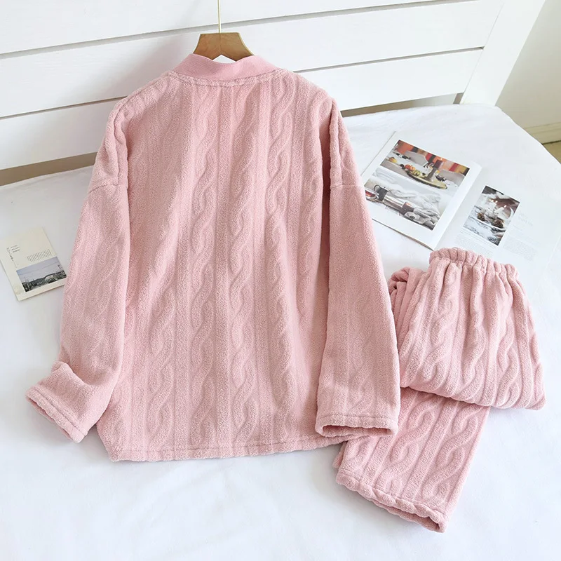 New autumn and winter couples pajamas, long-sleeved trousers, flannel thickening and velvet home service suits for men and women