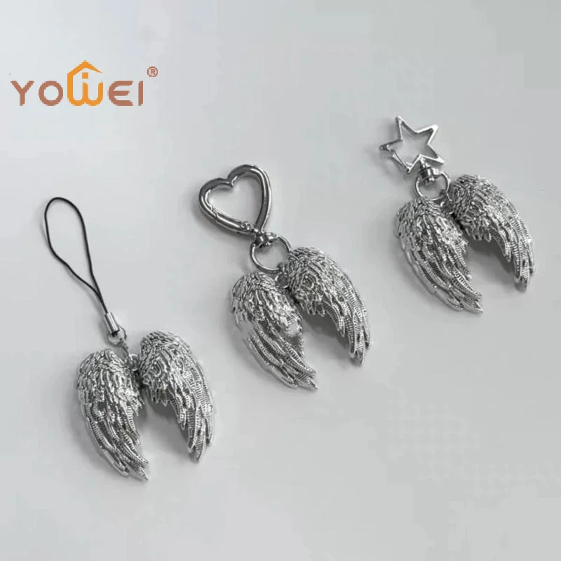 Latest 1 Piece Women's Wings Car Pendant Retro Metal Texture Angel Wing Keychain Bag Accessories Jewelry Friends Gifts