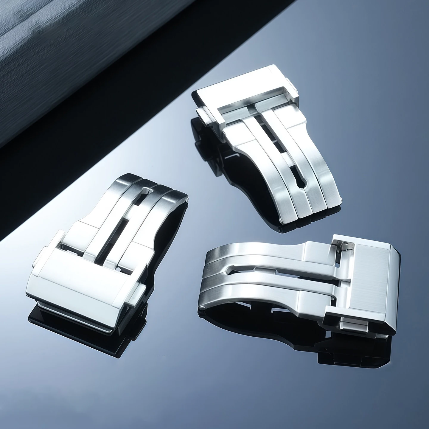 Folding buckle for Bell Ross men's BR05 BRX5 series solid core stainless steel folding buckle accessory 18mm