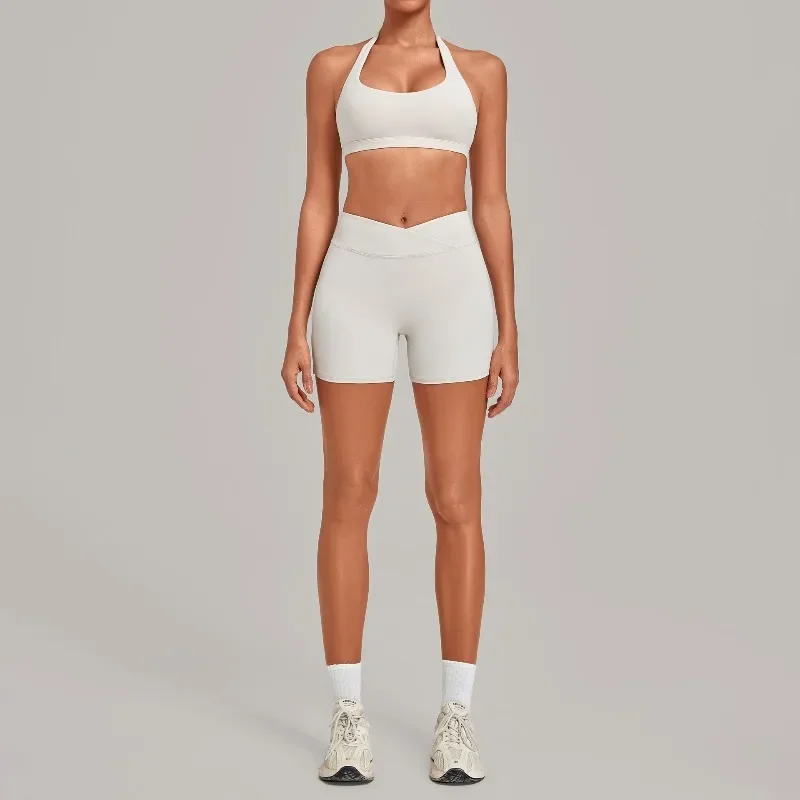 Women's Seamless Yoga Set Fitness Sports Gym High‑Waisted Butt Lifting Shorts Beautiful Back Halter‑neck Bra Workout Suits
