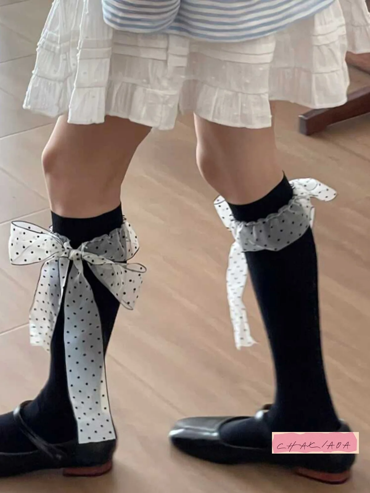 Japońskie słodkie i urocze skarpetki w stylu JK, proste, uniwersalne, z koronką, w kropki, z koronkowym paskiem, lolita, skarpetki do połowy łydki, średniej długości, dla dzieci.