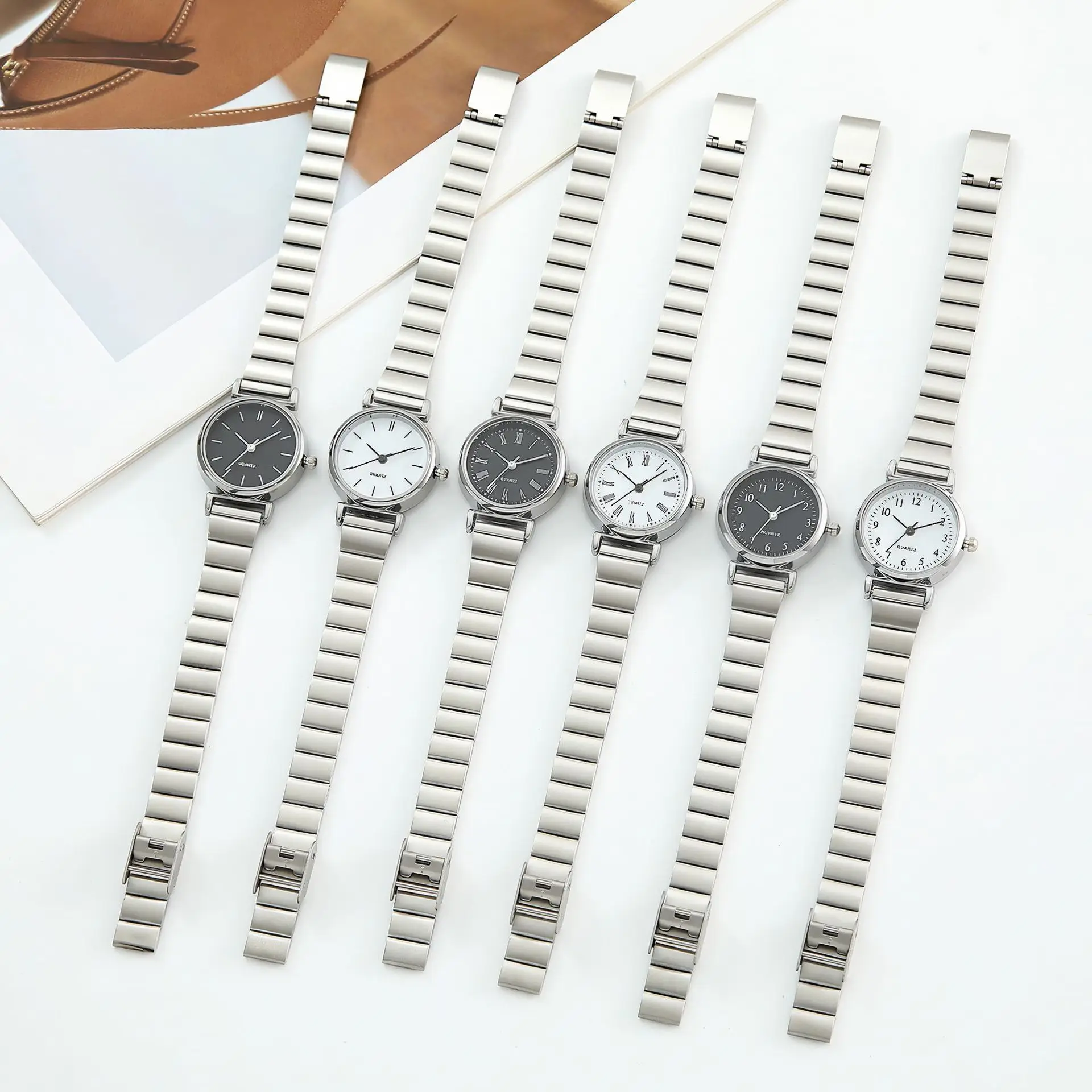 여성용 클래식 우아한 하이 퀄리티 디자인 쿼츠 시계, 심플하고 화려한 고급 니치, 럭셔리 스타일, 신상