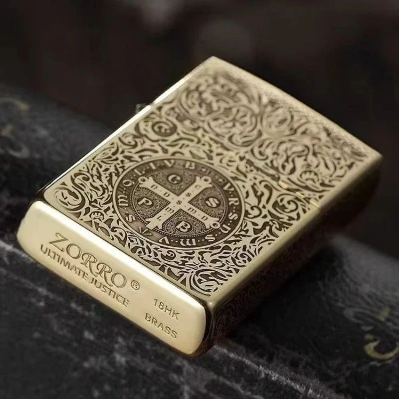 زورو 902 ولاعة بنزين الكيروسين المنحوتة يدويًا باللون الذهبي على الطراز القديم منقوش بأربعة جوانب متعددة الصور هدية لصديقها الحنين #4